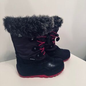 Kamik Black and Hot Pink Boots with Faux Fur Trim